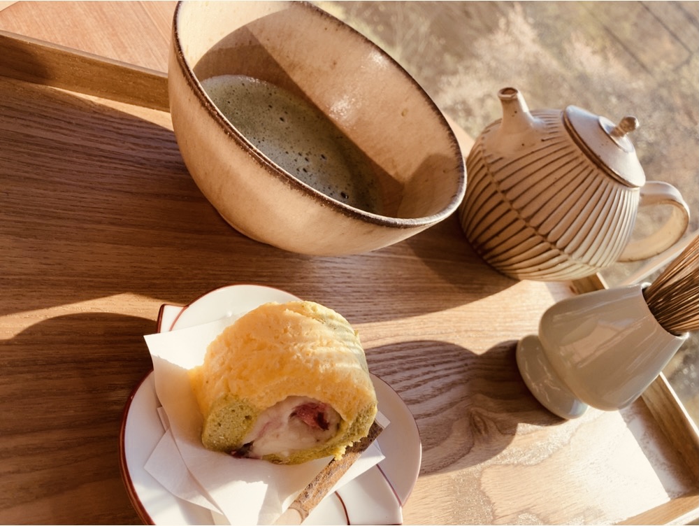 禅茶の時間は自分のために淹れる抹茶と季節のスイーツをいただく